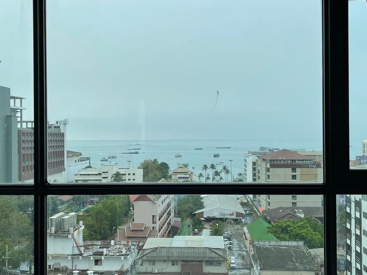 The Base Central Pattaya By Adam المظهر الخارجي الصورة