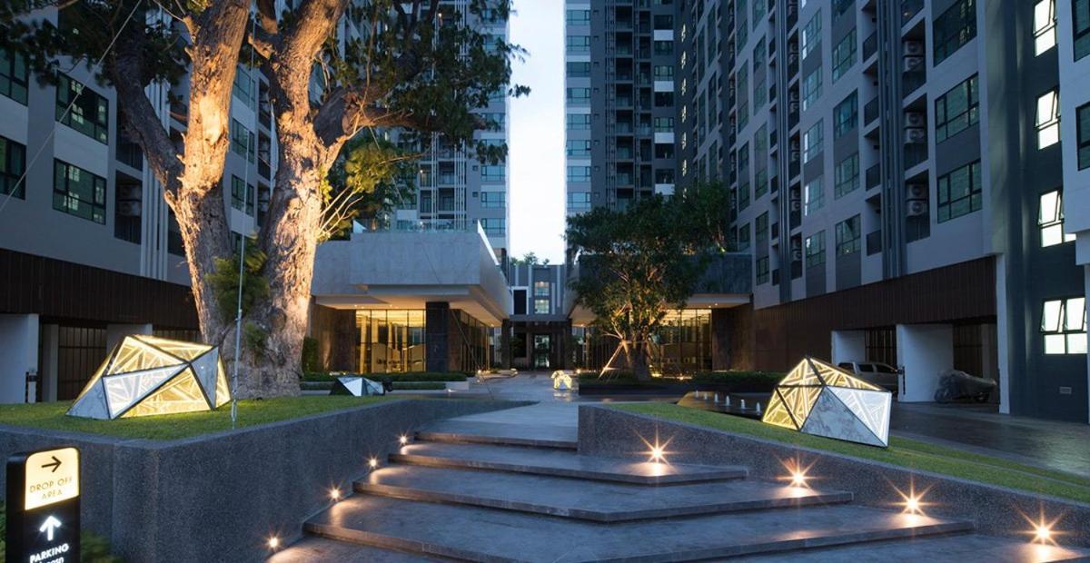 The Base Central Pattaya By Adam المظهر الخارجي الصورة