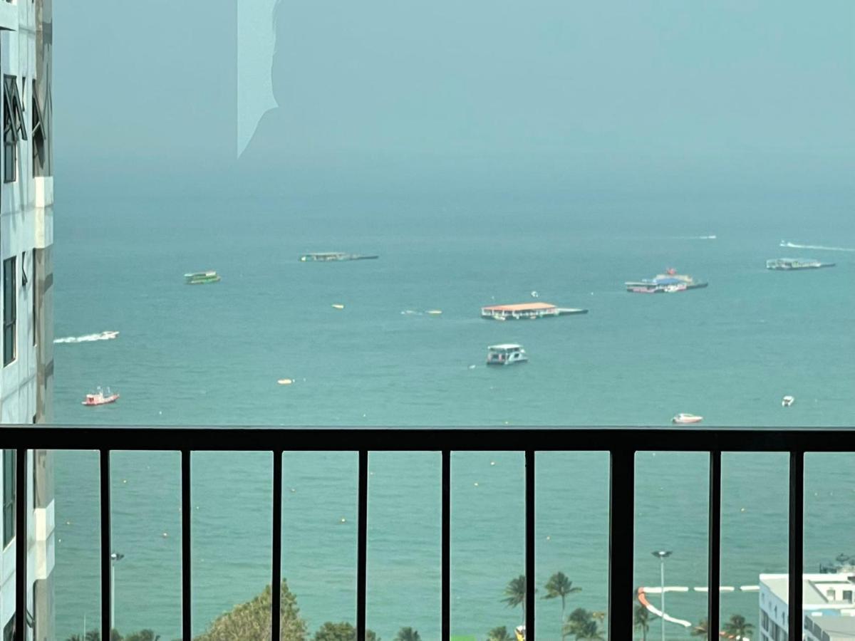 The Base Central Pattaya By Adam المظهر الخارجي الصورة